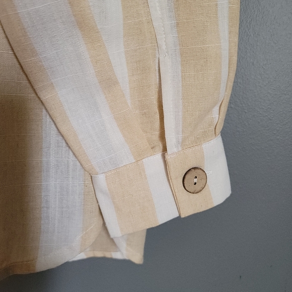 Peach Love Oversized Button-Front Striped Shirt. Size S - Picture 7 of 10